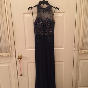 Beautiful Dave & Johnny Prom Dress